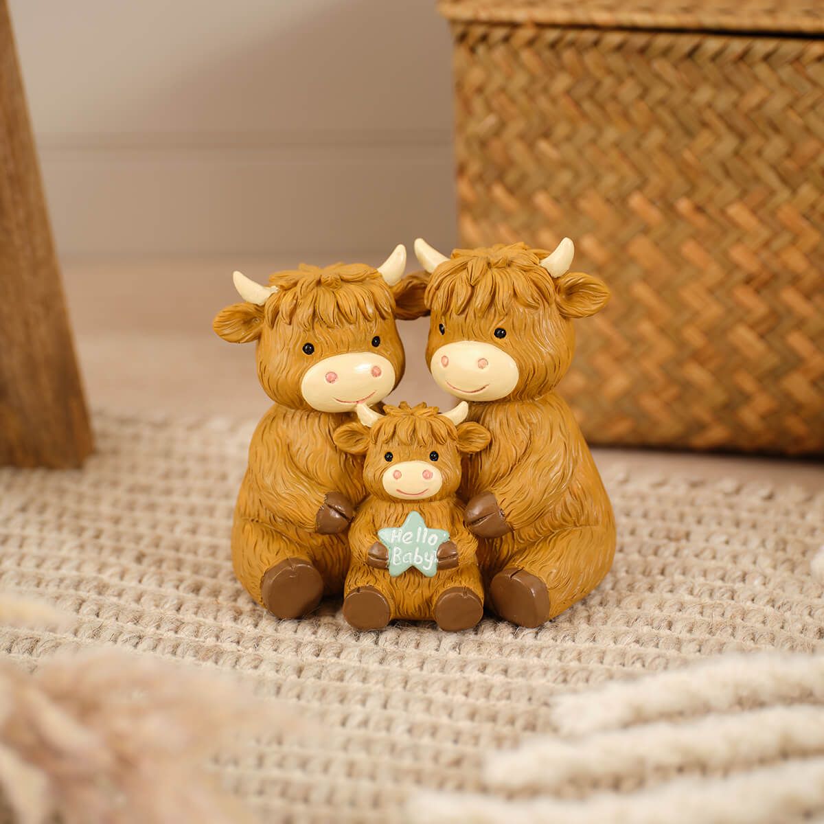 HIGHLAND COW HELLO BABY FAMILY ORNAMENT